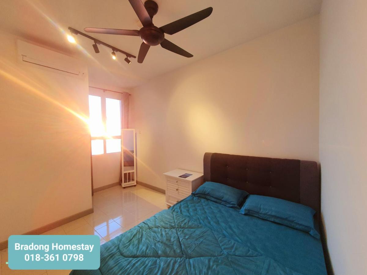 Bradong Homestay - Musllm Only, 3 Queen Bedrooms, Seaview, Infinity Pool, Gym, Near Drawbridge & Ktcc Mall Куала-Тренгану Екстер'єр фото