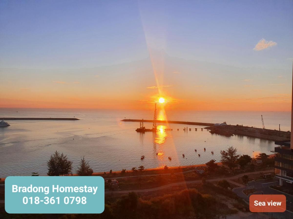 Bradong Homestay - Musllm Only, 3 Queen Bedrooms, Seaview, Infinity Pool, Gym, Near Drawbridge & Ktcc Mall Куала-Тренгану Екстер'єр фото